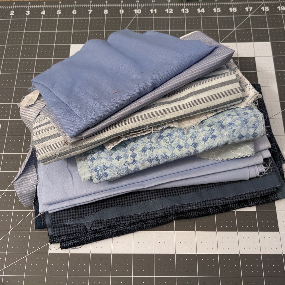 Blue quilting fabric bundle